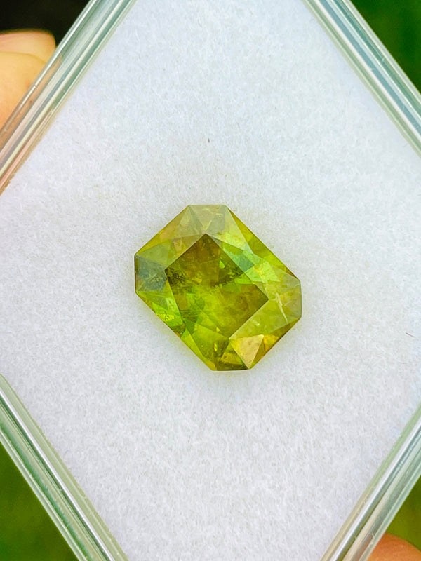 5.58ct Natural sphene gemstone loose stone  beauty custom preicision cutting madagasgar WB Gem SHA09