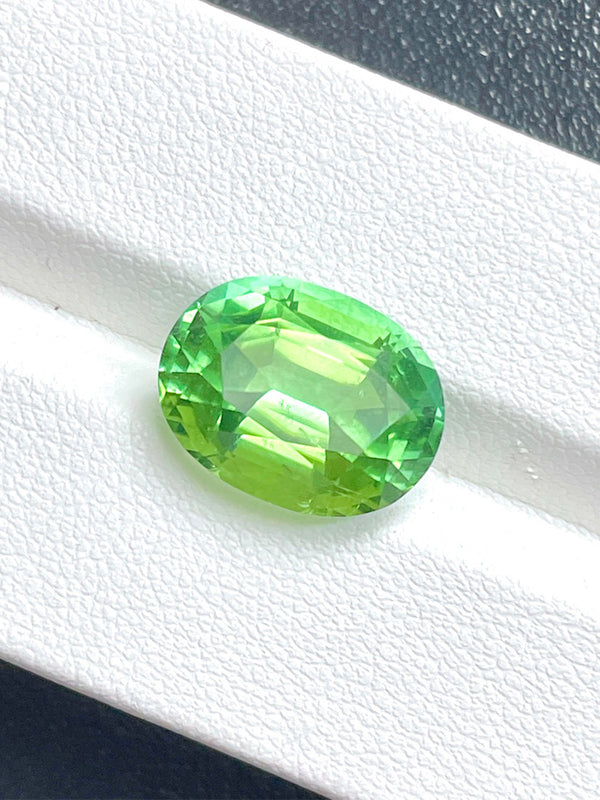 9.0Ct Natural tourmaline gemstone loose stone  afghanistan beauty neon green custom cutting WB Gem TMA13