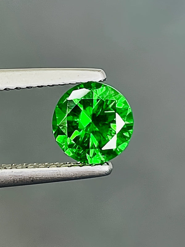 1.05Ct Natural russia urals demantoid garnet gemstone loose stone clean1st vivid green color by partner of WB Gem  DMRG36