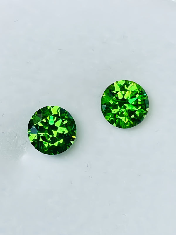 pair 1.32ct Natural russia urals demantoid gemstone loose stone vivid green 1st color rare clean clarity by partner of by partner of WB Gem   DMRG40