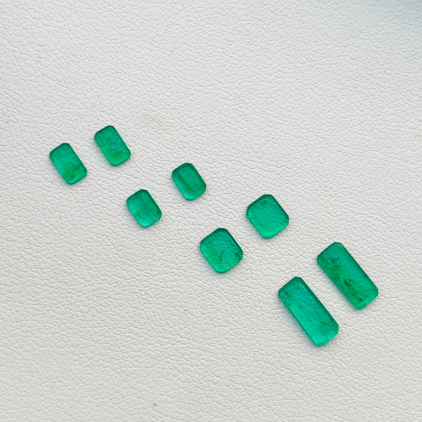 Paar 0,41–1,30 ct kolumbianische Smaragde, lebendige grüne Edelsteine, kleinere Ölohrringe, Schmuck, WB Gems EMB05