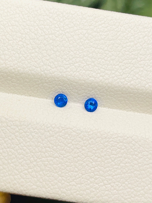 一对 0.08 克拉天然华恩宝石裸石鲜艳的蓝色精细切割清洁克拉丽德国 WB 宝石 HYC01