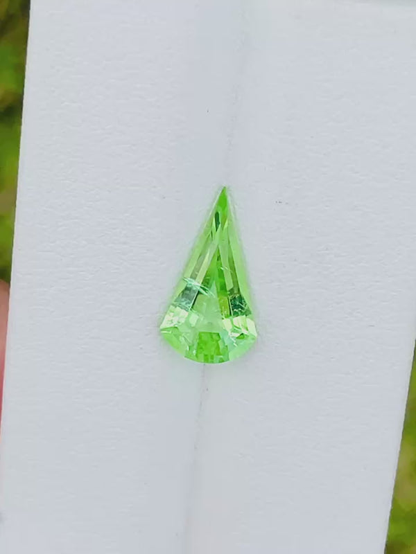 2.47 克拉天然帕拉伊巴宝石裸石特殊霓虹色绿薄荷莫桑比克全新完美宝石品质精密切割 WB 宝石 PRA15