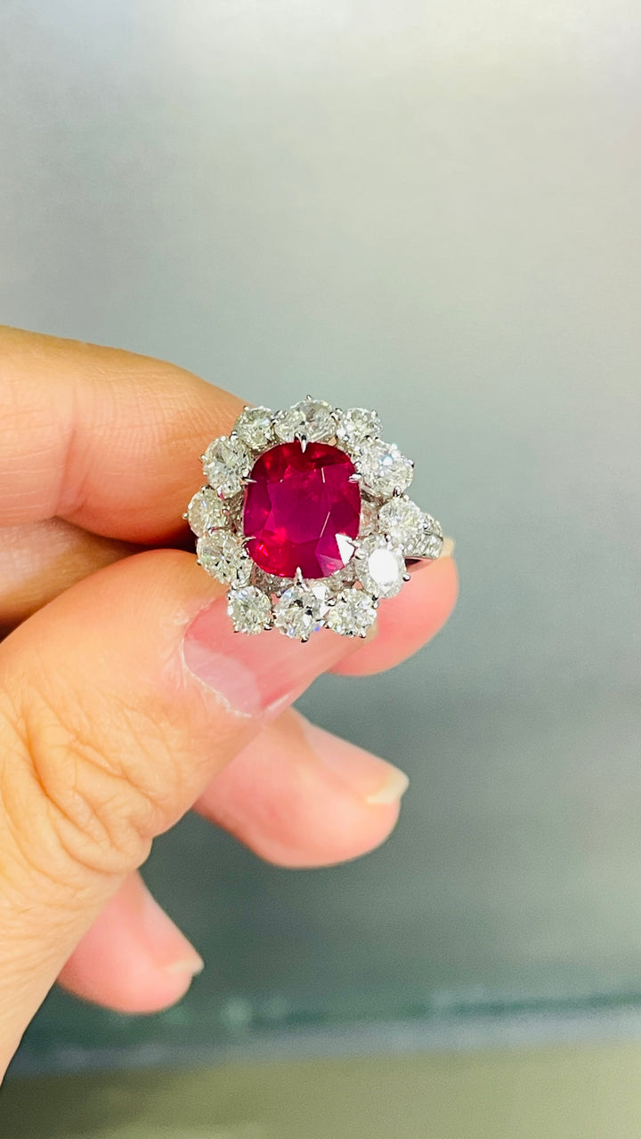 GRS certified 5ct unheated Burma ruby Pigeon Blood color with diamond ...