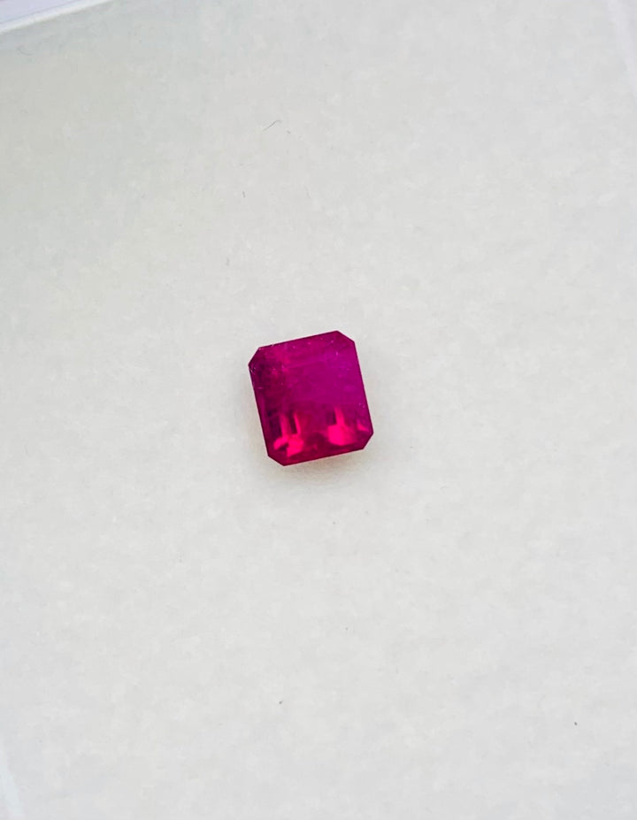 Emraed Red 1.14ct Natural Red Beryl | GIA Certified Red Emerald | Eye Clean – WB Gem