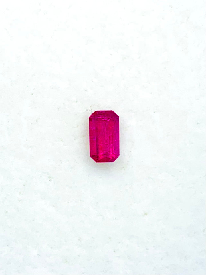 Emraed Red 0.26ct Natural Red Beryl | ICA Certified Octagonal Red Emerald – WB Gem